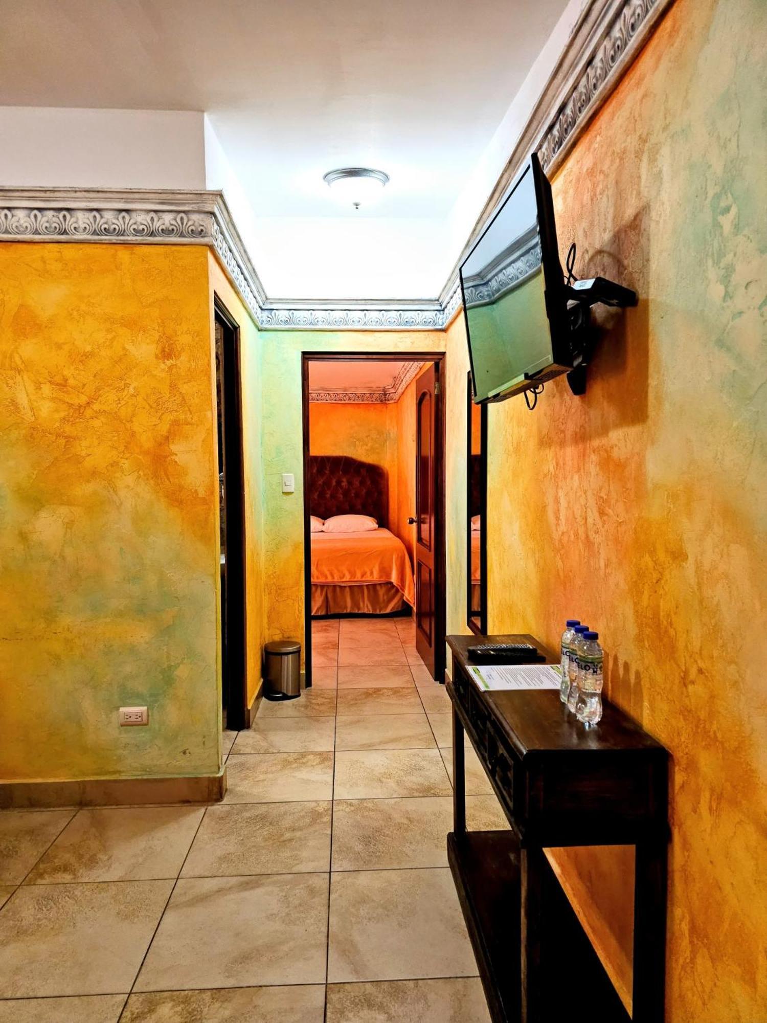 Antigua Inn Hotel Città del Guatemala Esterno foto