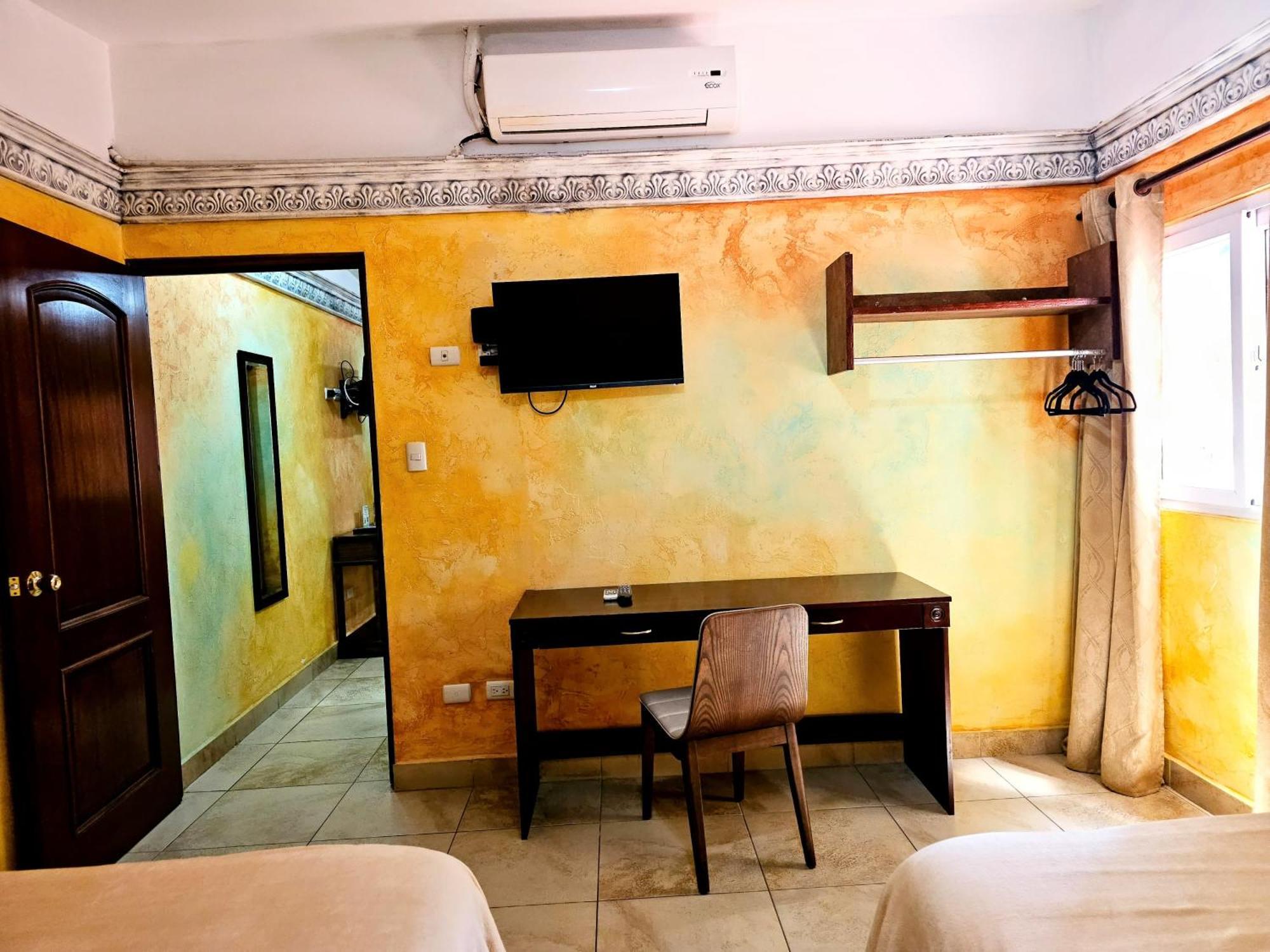 Antigua Inn Hotel Città del Guatemala Esterno foto